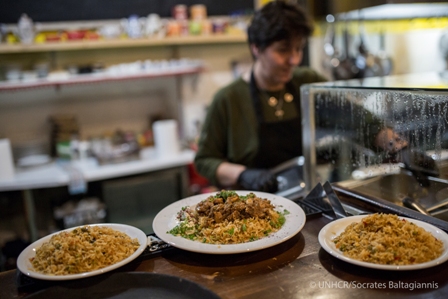 «Στην κουζίνα με τους πρόσφυγες» κι ένα συμμετοχικό γλυπτό